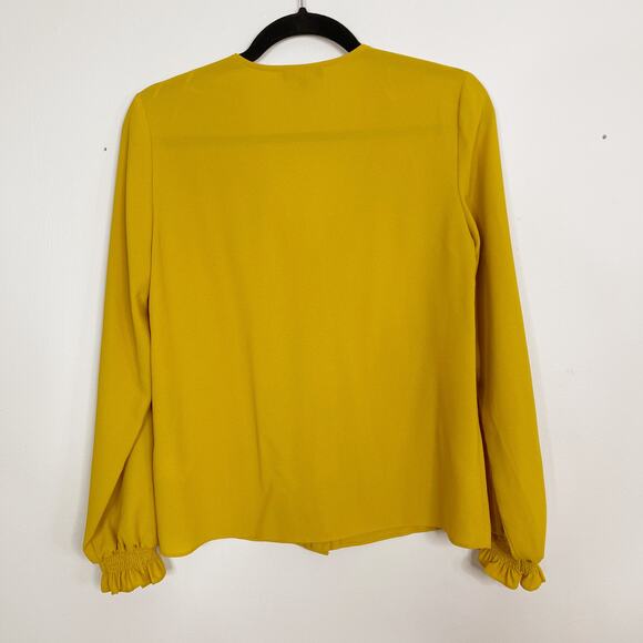 1. State Button Front Blouse Top in Honey Pot Yellow XSmall XS VNeck Ruffle Cuff - Picture 2 of 9
